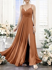 baratos Vestidos para Madrinhas-Linha A Vestido de Madrinha Decote V / Com Alças Finas Sem Manga Elegante Longo Chiffon com Pregas / Fenda Frontal / Franzido 2022