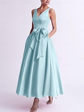 economico Abiti da cocktail-Abiti da cocktail A-Line per matrimoni in spiaggia abito elegante per ospiti di matrimoni Kentucky Derby lunghezza tè senza maniche scollatura a V con tasca in raso con fiocco(i) abiti Derby 2025