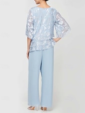 preiswerte Hosenanzüge für Mama-Jumpsuit  Hosenanzug Brautmutter Blumenspitze Elegant Einfach Minimalistisch Bootsausschnitt Bodenlange Chiffon 3/4 Länge Ärmel mit Rüschchen Kaskadierende Rüschen Einfarbig