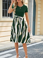 tanie Sukienki w paski i geometryczne-Damskie Sukienka mini Sukienka t-shirtowa Sukienka A line Sukienka sportowa Codzienny Urlop Ulica Codzienny Regularny Graficzny Krótki rękaw Półgolf Czarny Wino Granatowy Błękit nieba Lato
