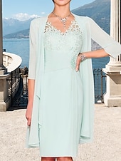 abordables Avec veste-Deux Pièces Fourreau / Colonne Robe de Mère de Mariée  robe demoiselle d honneur Eglise Elégant Col V Mi-long Mousseline de soie Manches 3/4 avec Broderie 2025