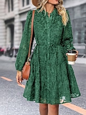 preiswerte Unter 129,99 $-Kleid Brautmutter Kleid Elegantes Lässiges hochgeschlossenes knielanges Polyester mit langen Ärmeln und Knöpfen