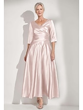 baratos Comprimento do chão-Vestido Mãe da Noiva A-Line Elegante Simples Luxuoso Decote V Gola de Camisa Comprimento Total Cetim Manga Curta com Pregas