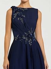 abordables VERT-Robe de soirée A-Line verte robe élégante mariage formel longueur au sol sans manches col bijou satin avec broderie pailletée