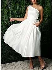 abordables Petites Robes Blanches-Robe blanche de graduation de fiançailles robe de mariage A-Line une épaule sans manches longueur thé en satin robes de mariée avec poche