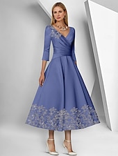 preiswerte Bodenlänge-A-Linie Kleid Strandhochzeit Brautmutterkleid Elegant Einfach V-Ausschnitt Knöchellänge Tee-Länge Satin 3/4-Länge Ärmel mit Spitze geraffte Pailletten Derby Kleid Renntag Kleid 2025