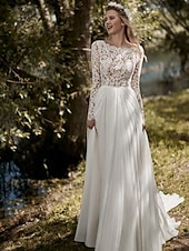 abordables vestidos de novia casuales-Vestidos de Boda Casuales A-Línea Boda de Playa Cuello con Picos Boho Barpque Encaje Manga Larga Cola Barrido Vestidos de Novia de Encaje Chiffon Plisado