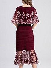 abordables Longueur du thé-Robe Mère de la Mariée Élégante Fête Col Arrondi Longueur Sol Cotonnage Manches Courtes avec Broderie Robe Midi 2025