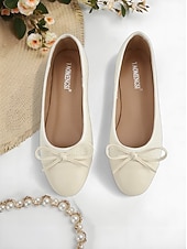 economico Ballerine da donna-ballerine da donna color crema con fiocco – comode scarpe slip-on con punta tonda per l'uso quotidiano e gli appuntamenti casual