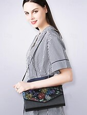 cheap Clutches &amp; Evening Bags-Women&#039;s Embossed Butterfly Floral Faux Leather Clutch - With Chain, Can Be Carried One Shoulder or Crossbody, Multi-compartment Zipper Pockets, Suitable for Daily Gatherings and Evening Party Events