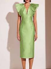 tanie Sukienki koktajlowe-Sukienki koktajlowe typu sheath/kolumna elegancka formalna sukienka ślubna tea długości midi krótki rękaw dekolt w kształcie litery V różowa sukienka satynowa z fałdami