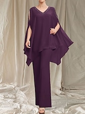 baratos Comprimento do chão-Macacão  Vestido de Calça Mãe da Noiva Vestido Convidada de Casamento Elegante Decote em V Comprimento do Chão Chiffon Manga Longa com Aplicações