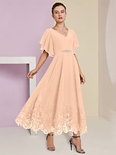 preiswerte Bodenlänge-A-Linien Kleid für die Mutter der Braut Formal Hochzeitsgast Eleganter V-Ausschnitt Tee-Länge Chiffon Spitze Kurzarm mit Applikationen Kristallbrosche 2025 kostenlose Maßanfertigung