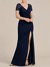 abordables Robes pour invitées de mariage-Sirène / Trompette Robes pour invités de mariage Élégant Robe robe demoiselle d honneur Longueur au sol Manche Courte Col en V Invité de mariage d&#039;automne Dentelle avec Froncé Fente 2025