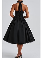 ieftine Rochii de absolvire-Pentru femei Rochii Midi Rochie albă Rochie de absolvire Modă Modern Zi de Naștere Concediu Absolvire Fit regulat Simplu Fără manșon Gâtul halter Negru Alb Roșu-aprins Vară