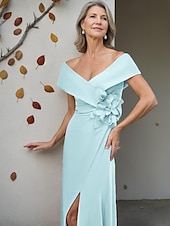 baratos Comprimento do chão-vestido de mãe da noiva em corte A vestido derby elegante com fenda alta ombros de fora comprimento até o chão crepe sem mangas com flor franzida 2025