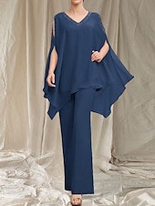 baratos Comprimento do chão-Macacão  Vestido de Calça Mãe da Noiva Vestido Convidada de Casamento Elegante Decote em V Comprimento do Chão Chiffon Manga Longa com Aplicações