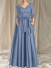 billiga Golvlängd-A-linjeformad Mor till Bruden Klänning Bröllop Gäst Elegant V-ringad Golvlängd Satin Spets 3/4 Längd Ärmar Med Spetsrosett Fickor