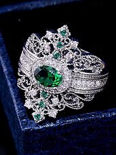 abordables Bagues pour femmes-Bague couronne émeraude vintage pour femme – bijoux élégants d&#039;inspiration royale pour fiançailles, mariages et occasions spéciales