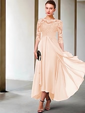 billiga Golvlängd-A-Linje Mor till Bruden Klänning Bröllopsgäst Elegant Plus Size Hög Låg Juvelhals Asymmetrisk Te-Längd Chiffong Spets Halvärmd med Rynkade Applikationer gratis skräddarsydd storlek