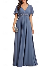baratos Vestidos para Madrinhas-Linha A Vestido de Madrinha Decote V Manga Curta Elegante Longo Chiffon com Apliques / Franzido 2022