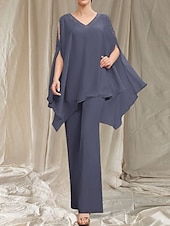 baratos Comprimento do chão-Macacão  Vestido de Calça Mãe da Noiva Vestido Convidada de Casamento Elegante Decote em V Comprimento do Chão Chiffon Manga Longa com Aplicações
