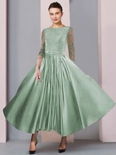 baratos Comprimento do chão-Vestido A-Line para Mãe da Noiva Convidada Formal Festa Elegante Decote Redondo Comprimento Chá Renda de Cetim Manga 3/4 com Cinto  Fita tamanho personalizado gratuito.