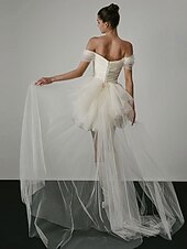voordelige Kleine Witte Jurken-Bruidsjurken Bubbeltrojken Mini Baljurk Off Shoulder Mouwloos Asymmetrisch Tulle Bruidsjurken Met Plooien Effen Kleur