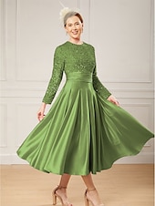 economico Lunghezza del pavimento-Abito A-Line per madre della sposa elegante collo gioiello lungo fino al pavimento in satin maniche lunghe con pieghe e paillettes