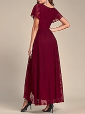 baratos Vestidos para Madrinhas-vestido de madrinha linha a decote em v manga curta elegante renda assimétrica com pregas / franzido 2025