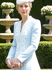 preiswerte Teelänge-Hülsen-/Säulen-Brautmutterkleid Elegantes Vintage Einfach V-Ausschnitt Tee-Länge Krepp Spitze Langarm mit Applikationen Midi Kleid 2025