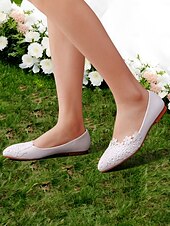 abordables Occasionnel-ballerines en dentelle blanche pour mariées - chaussures de mariage élégantes brodées de fleurs