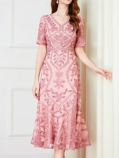 preiswerte Teelänge-A-Linie Kleid Mutter der Braut Kleid Elegant Vintage Party V-Ausschnitt Tee-Länge Kordelspitze Kurzarm mit Spitze Pailletten Midi Kleid