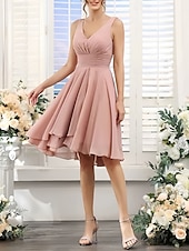 cheap Bridesmaid Dresses-A-Line Bridesmaid Dress V Neck Sleeveless Elegant Knee Length Chiffon with Ruffles / Ruching 2025