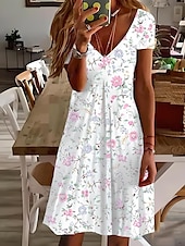halpa Kukkaiset mekot-Naisten Mini Mekko A-Linjainen MekkoT-paita Mekko Tee Mekko Kesämekko Lomamukava Ranta Loma Päivittäinen Ulkona Normaalikoko Kukka Grafiikka Lyhythihainen V-kaula-aukolla Valkoinen Keltainen Kesä