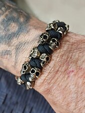 abordables Bijoux pour hommes-Bracelet punk tête de mort pour homme - Bracelet de survie en paracorde tissé à la main, bracelet de motard gothique en métal, bijoux de style rock pour fêtes et concerts