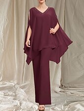 baratos Comprimento do chão-Macacão  Vestido de Calça Mãe da Noiva Vestido Convidada de Casamento Elegante Decote em V Comprimento do Chão Chiffon Manga Longa com Aplicações