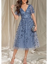 economico Matrimonio Informale / Di Giorno-Abito A-Line Madre della Sposa Ospite di Nozze Elegante Scollatura a V Lungo al Ginocchio in Pizzo Maniche Corte con Abito Midi in Pizzo