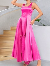 abordables Robes de cocktail-Trapèze Robes de Quinceanera Elégant Robe Mariage robe demoiselle d honneur Mi-long Sans Manches Col Carré Polyester Décolleté dans le dos avec Plissé Volants 2025