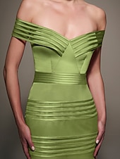 baratos VERDE-sereia / trompete vestido de noite elegante vestido de carnaval formal comprimento até o chão sem mangas decote coração cetim com linhas de design 2025