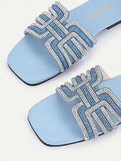 levne Sandály na dovolenou-dámské světle modré štrasové sandály zdobené kamínky – elegantní a pohodlné nazouváky na léto, na pláž i na běžné výlety