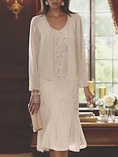 voordelige Met Jas-Strand Bruiloft Twee Delige Zeemeermin Moeder van de Bruid Jurk Formele Bruiloft Gast Elegante Luxe V Hals Thee Lengte Chiffon Mouwloos Wikkel Inclusief met Beading Pailletten 2025 gratis op maat