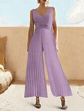 billige Buksedresser og jumpsuits-Jumpsuits Elegant Kjole Bryllupsgjester Sommer Ankellengde Uten Ermer V-Hals Chiffon Stige Bak med Bukser Krystaller