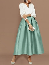 abordables Robes de cocktail-Robes Cocktail Deux Pièces Élégantes à la Plage Robe de Fête Robe de Mariage Mi-Longue Longue Manche V Col Satin avec Plis Robes