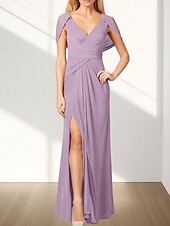 abordables Robes pour invitées de mariage-Robes d&#039;invitée de mariage A-Line Élégante Robe Invitée de mariage Fiançailles Longueur de sol Sans manches Col en V Chiffon Dos drapé avec plis Fente