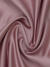 levne Koktejlové šaty-A-line svatební host šaty koktejlové šaty plážová svatba elegantní šaty formální svatební host čajová délka polotričko V výstřih satén s kapsou šaty