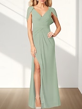 abordables Robes pour invitées de mariage-Robes d&#039;invitée de mariage A-Line Élégante Robe Invitée de mariage Fiançailles Longueur de sol Sans manches Col en V Chiffon Dos drapé avec plis Fente