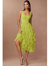 abordables Robes de cocktail-Robe Cocktail Verte A-Line Robe Corset Semi-Formelle Mariage Midi Sans Manches Col Carré Chiffon avec Volants