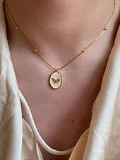 abordables Collier pour femme-Collier médaillon papillon en or pour femme - pendentif ovale de style vintage avec perles et compartiment photo caché, élégant cadeau d&#039;anniversaire, d&#039;anniversaire ou de remise de diplôme