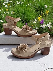 billiga Komfortsandaler-blomsandaler med tjocka klackar för kvinnor – bruna sommarskor i konstläder med ankelrem och 3d-blomsterdesign för trädgårdspromenader och utomhussammankomster